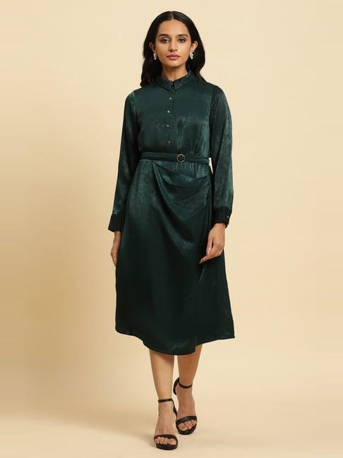 w green shirt dress