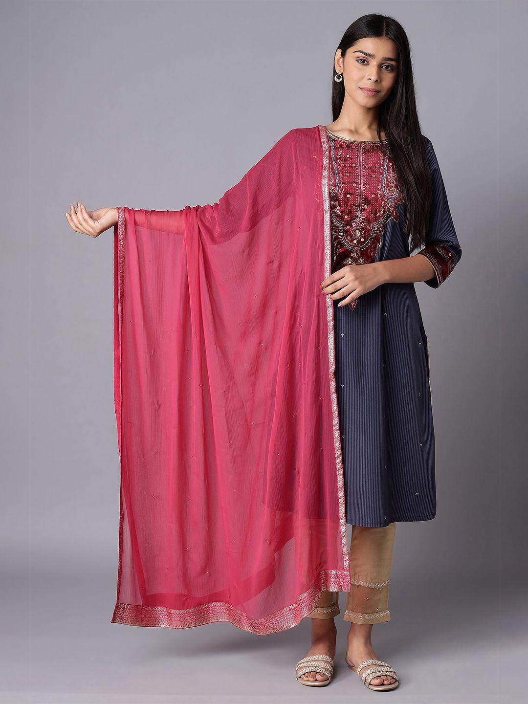 w magenta & silver-toned dupatta with sequinned