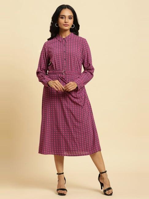 w pink chequered shirt dress