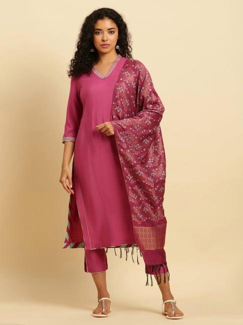 w pink kurta pant set with dupatta