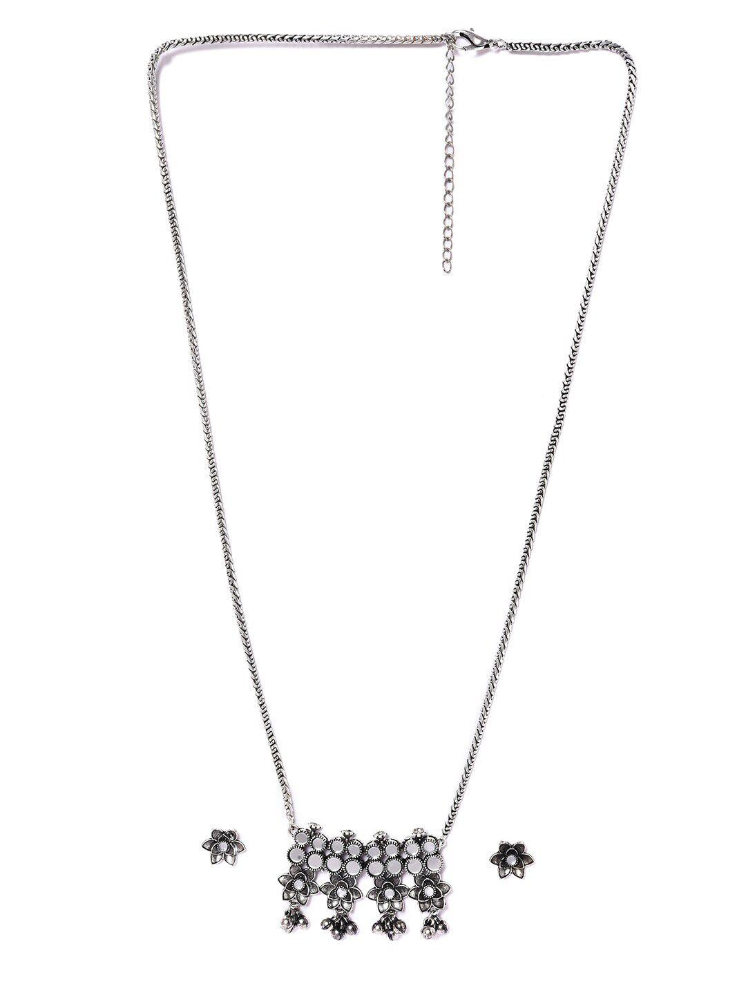 w silver-plated ad studded jewellery set