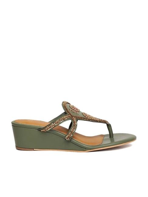 w women's whannah olive thong wedges