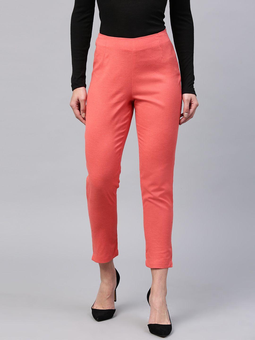 w women coral orange solid cropped cigarette trousers