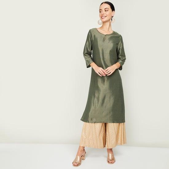 w women textured three-quarter sleeves kurta