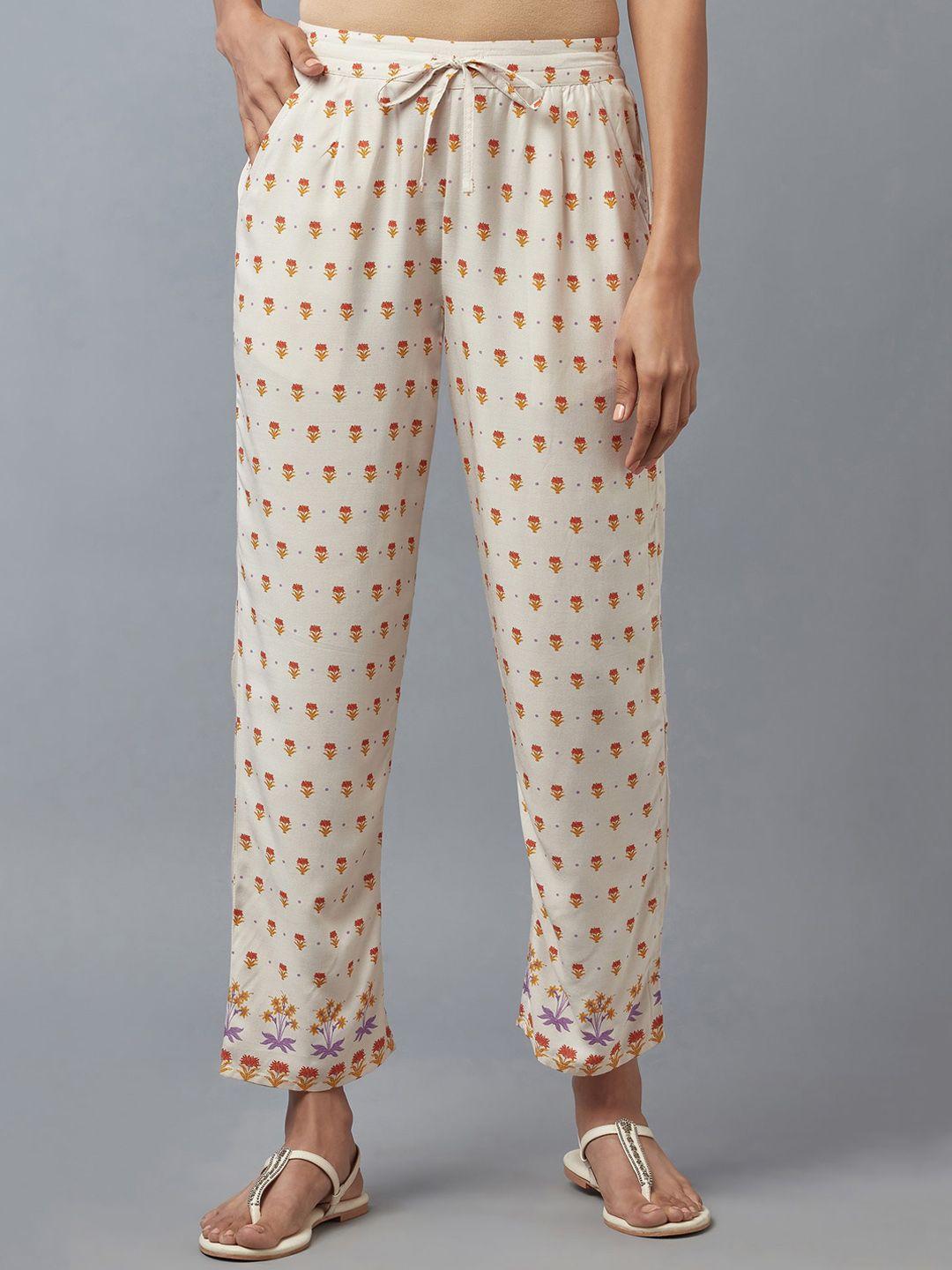 w women white printed cropped trousers