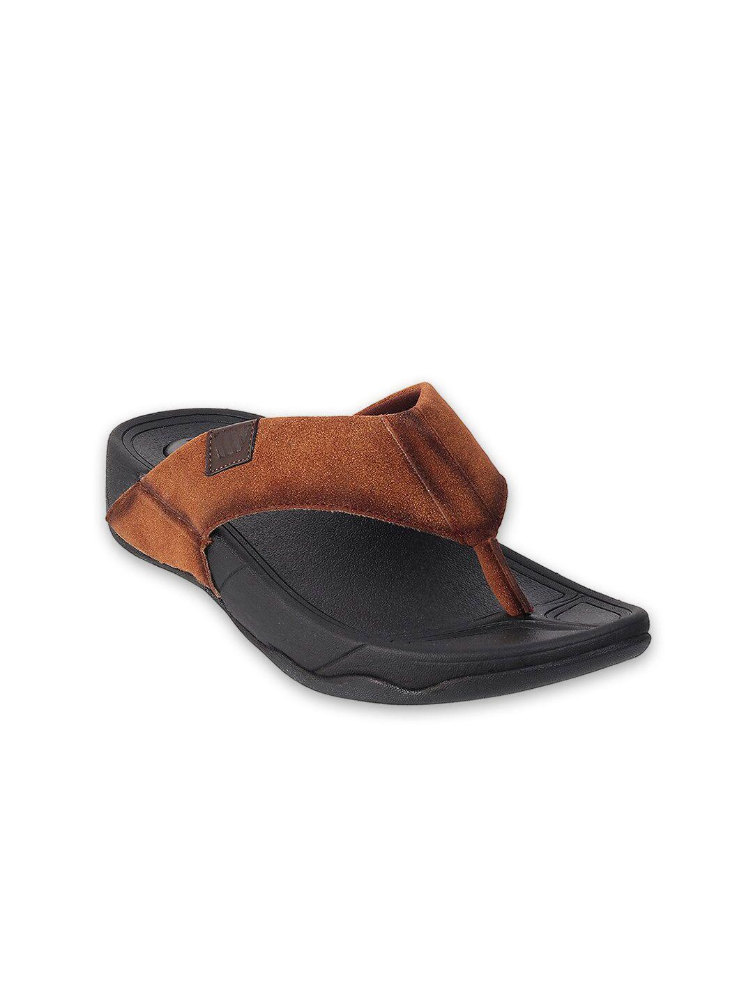 walkway by metro men tan & black thong flip-flops