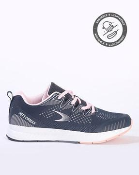 washable lace-up running shoes