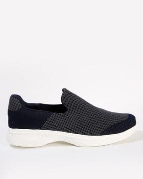 washable slip-on sports shoes