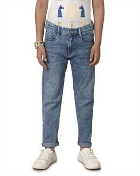 washed slim fit jeans with 5-pocket styling