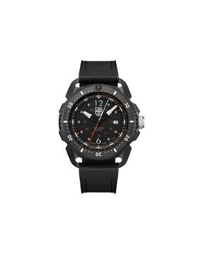 water-resistant analogue watch-xl.1052