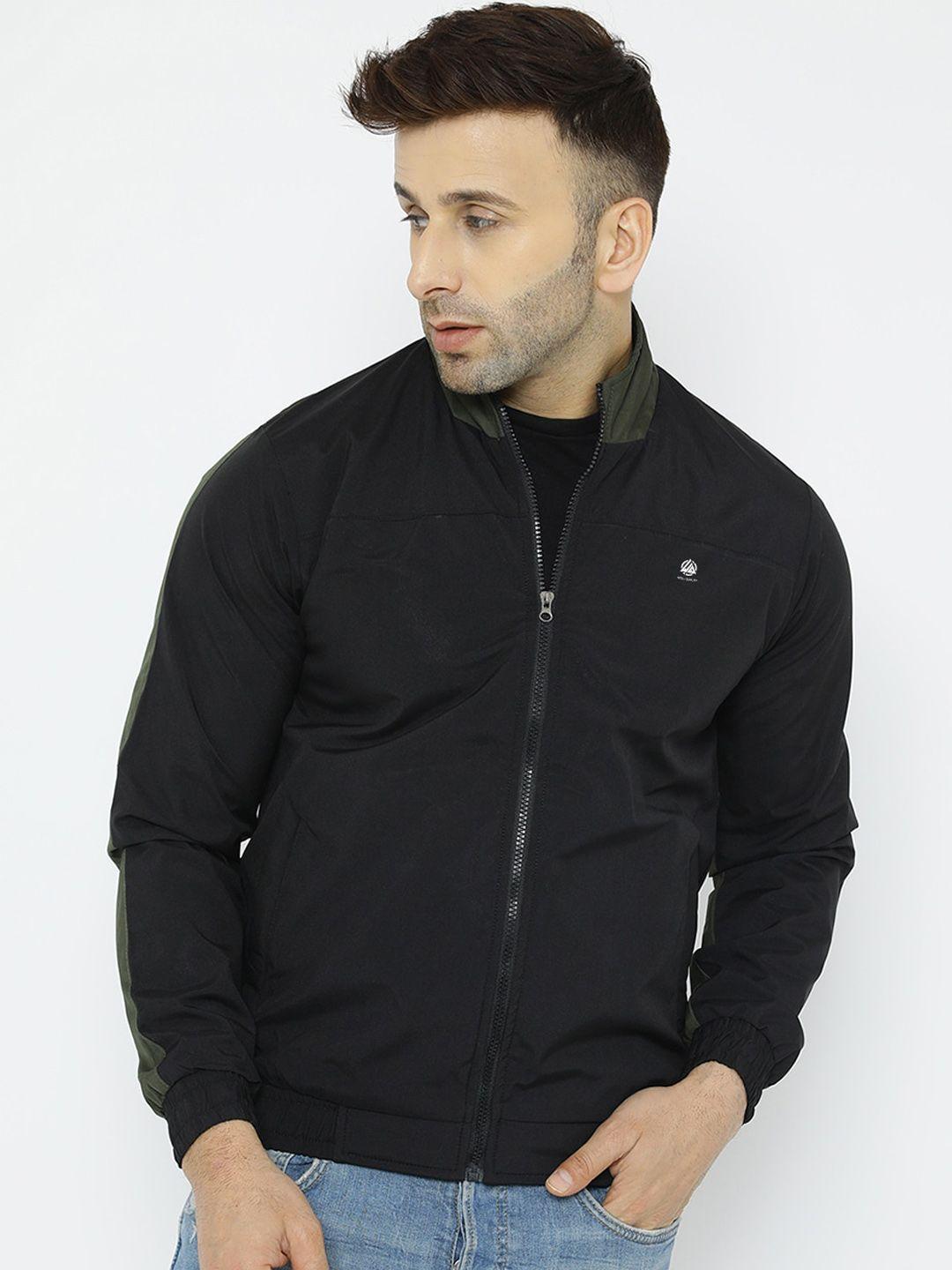 well quality colourblocked lightweight dri-fit sporty jacket
