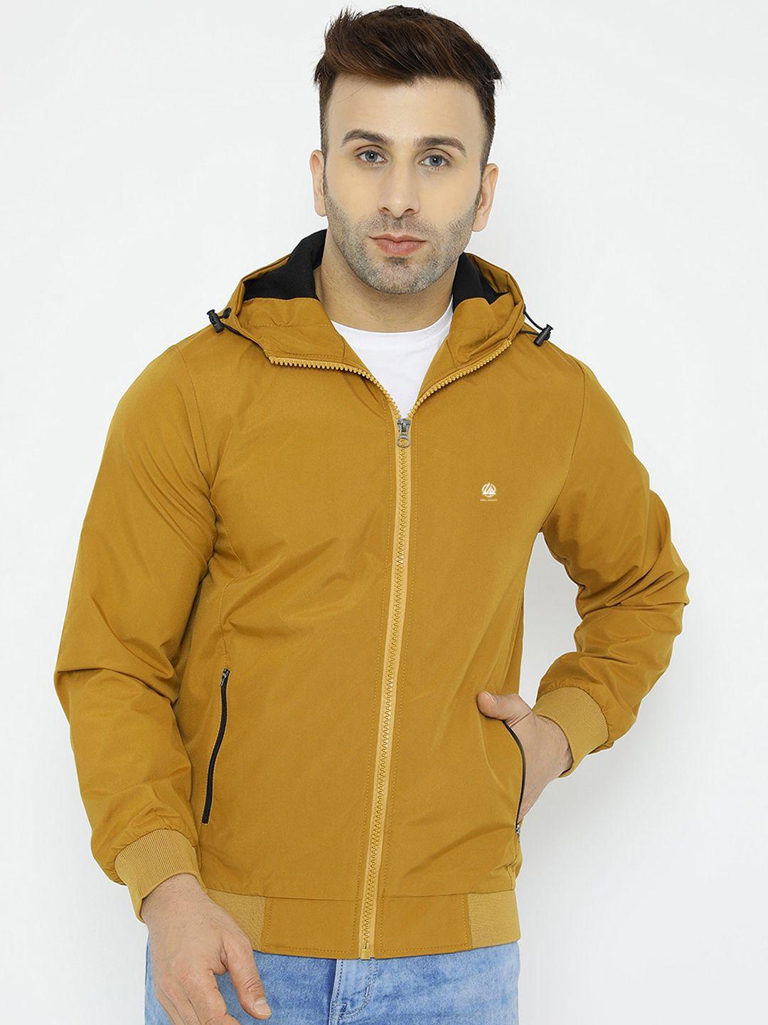 well quality hooded lightweight dri-fit sporty jacket