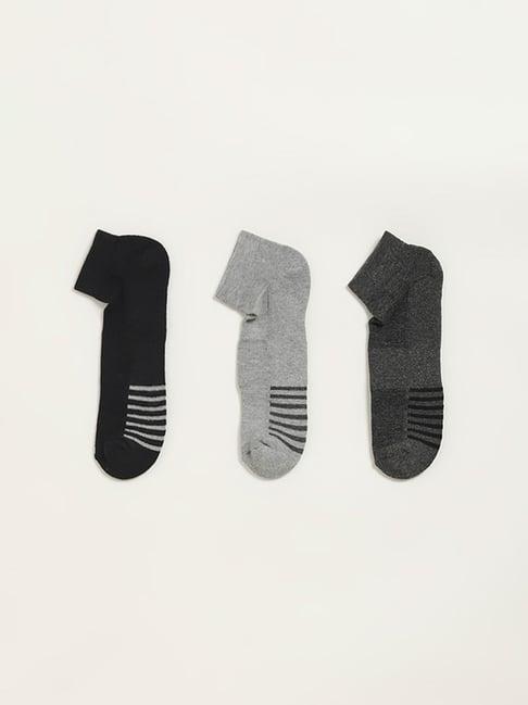 wes lounge by westside assorted printed trainer socks - pack of 3