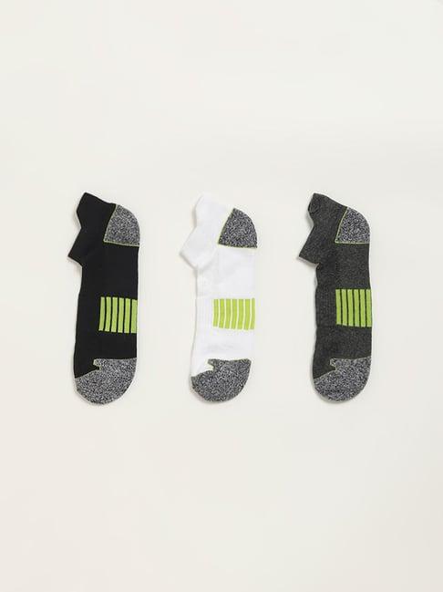 wes lounge by westside assorted printed trainer socks - pack of 3