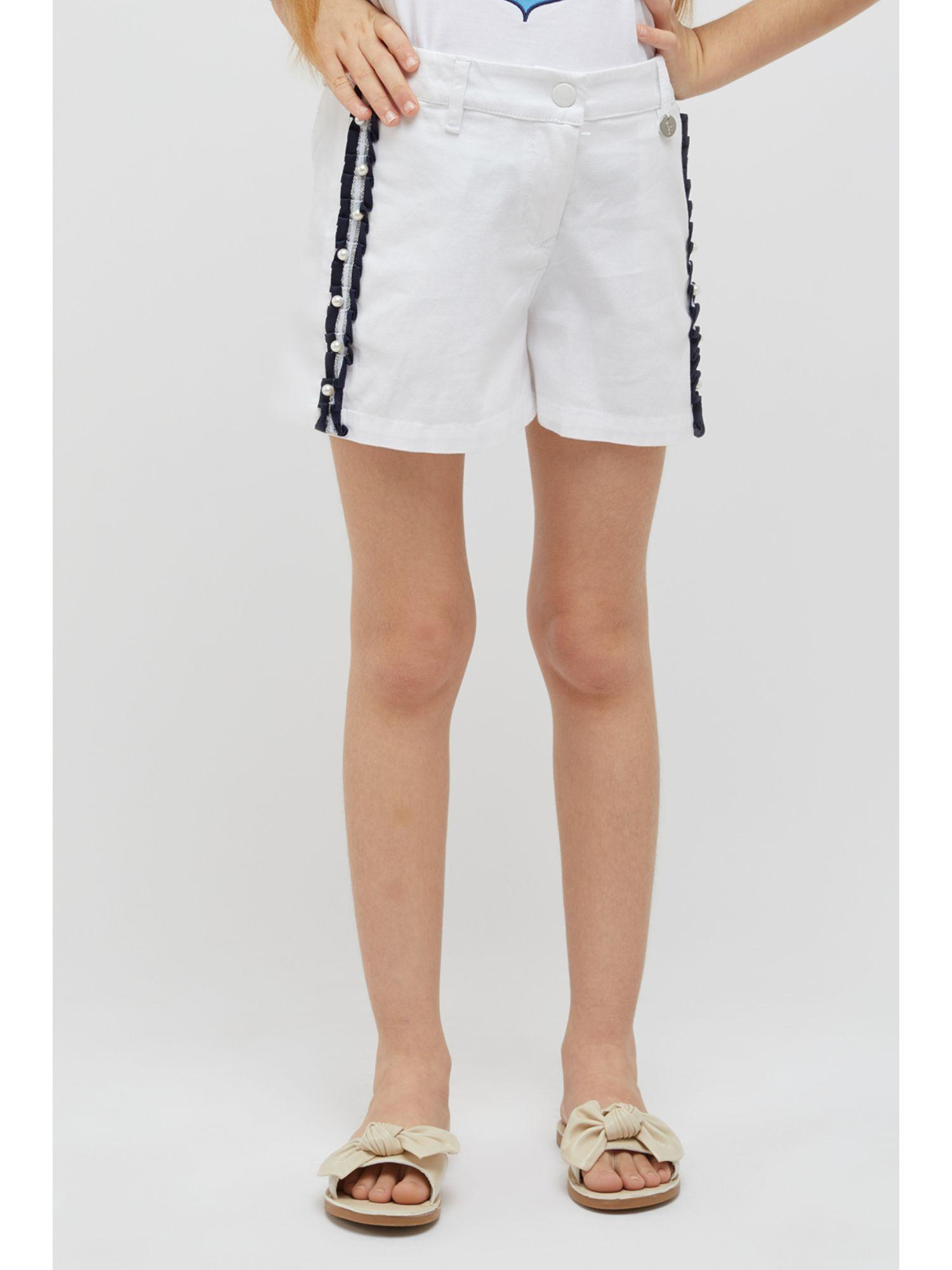white-patterned-shorts