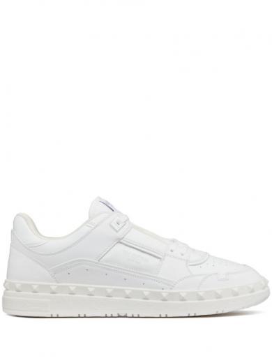 white white freedots leather sneakers