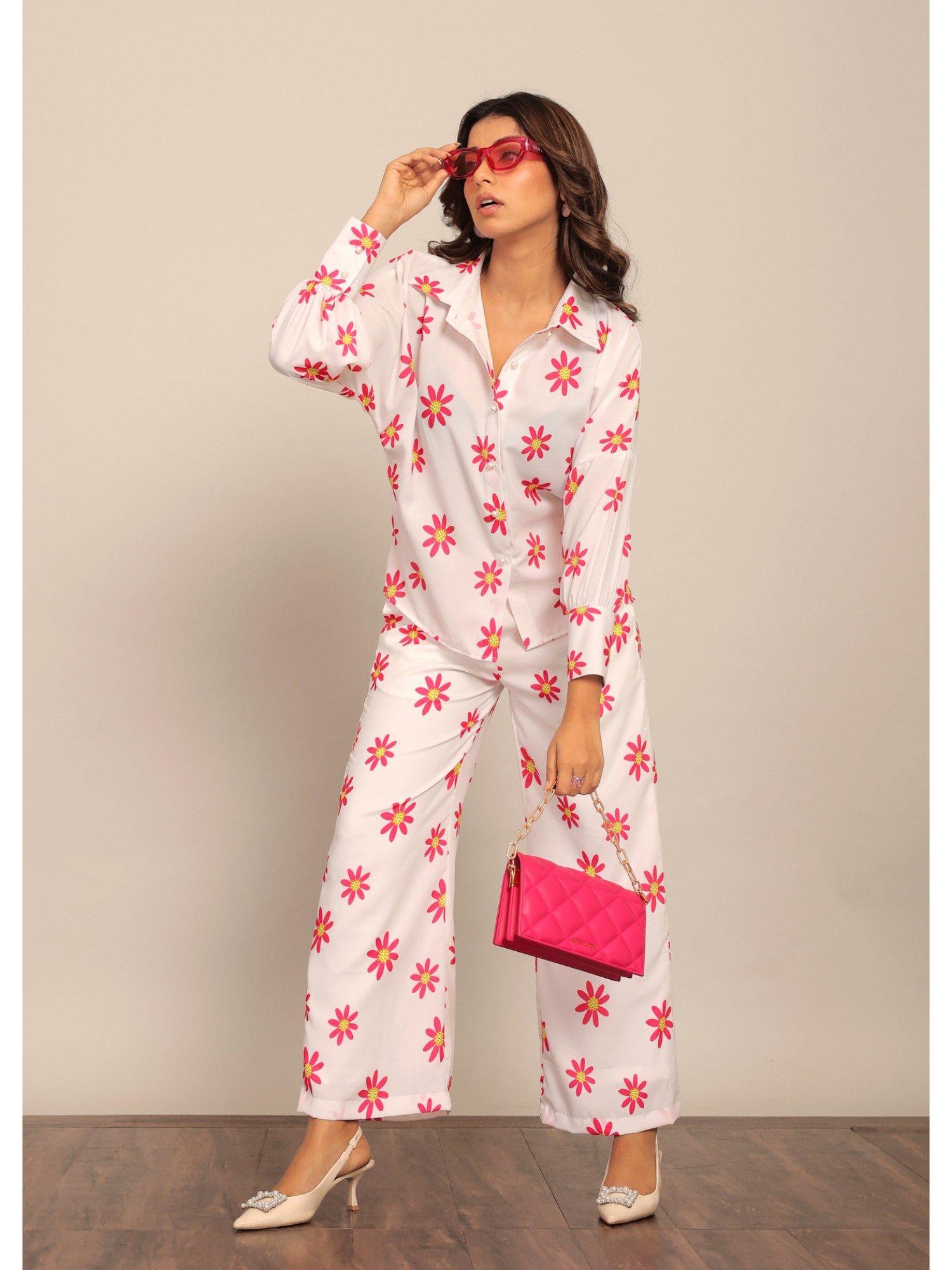 white & pink floral relaxed co-ord (set of 2)