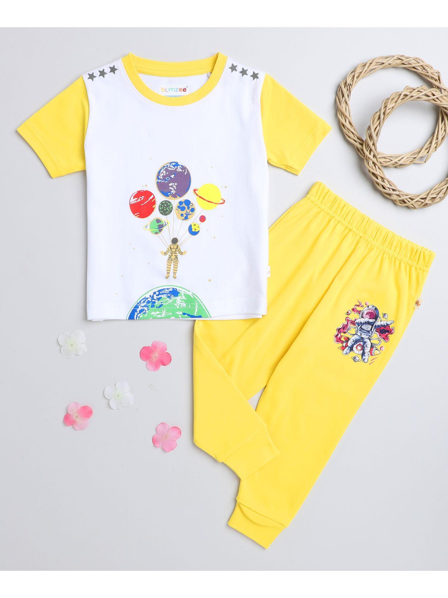 white & yellow boys half sleeves t-shirt & pyjama (set of 2)