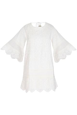 white 3d floral broderie tunic