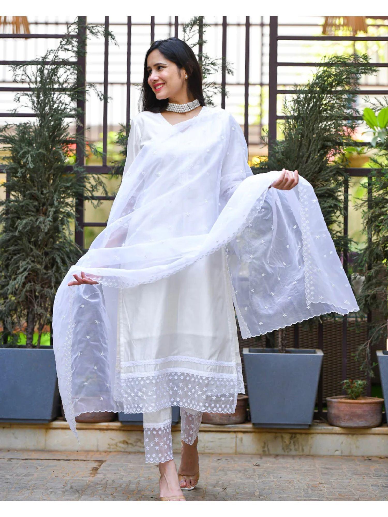 white chanderi kurta set with organza dupatta (set of 3)