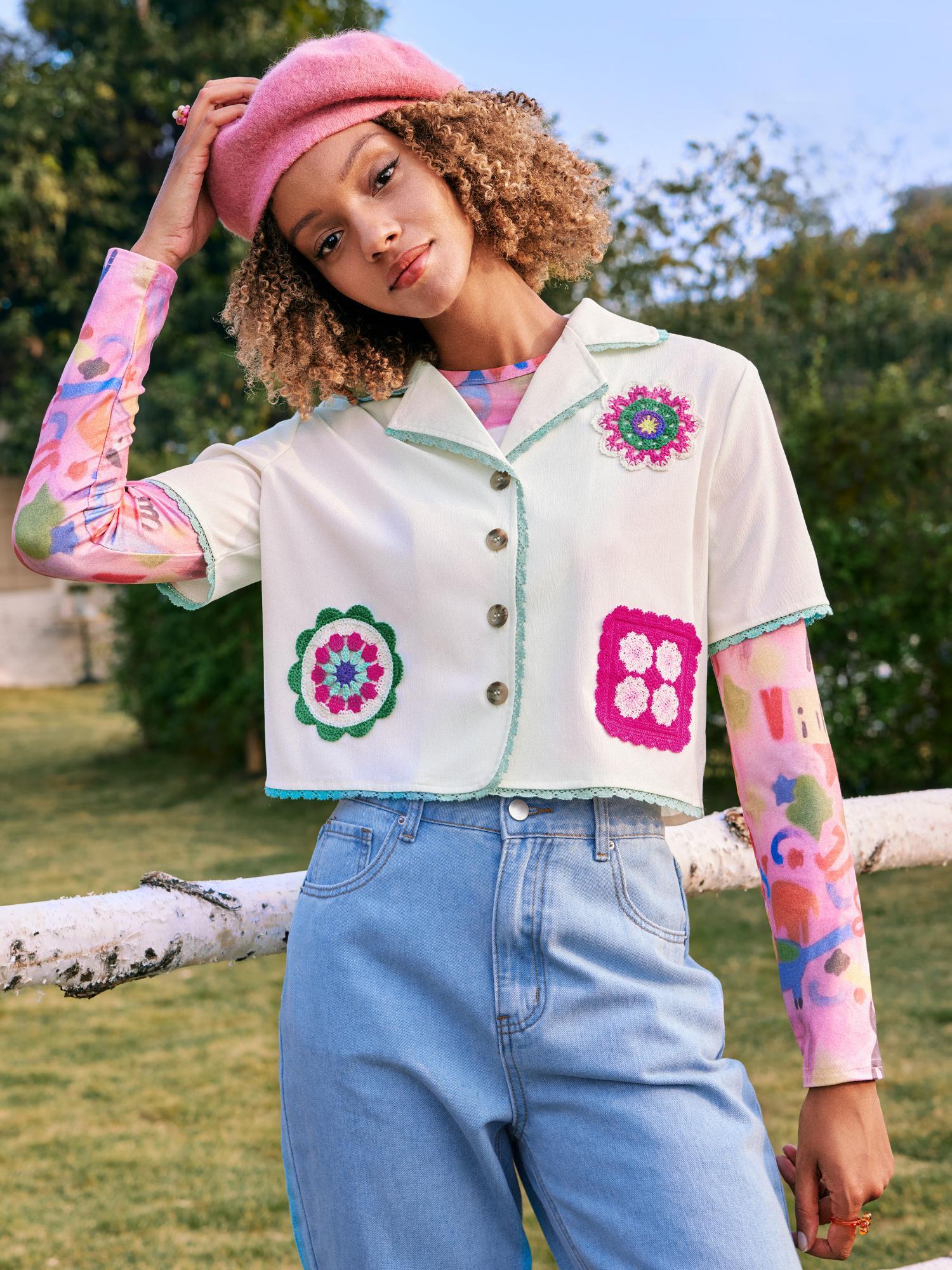 white collar lace trim floral graphic button cropped shirt