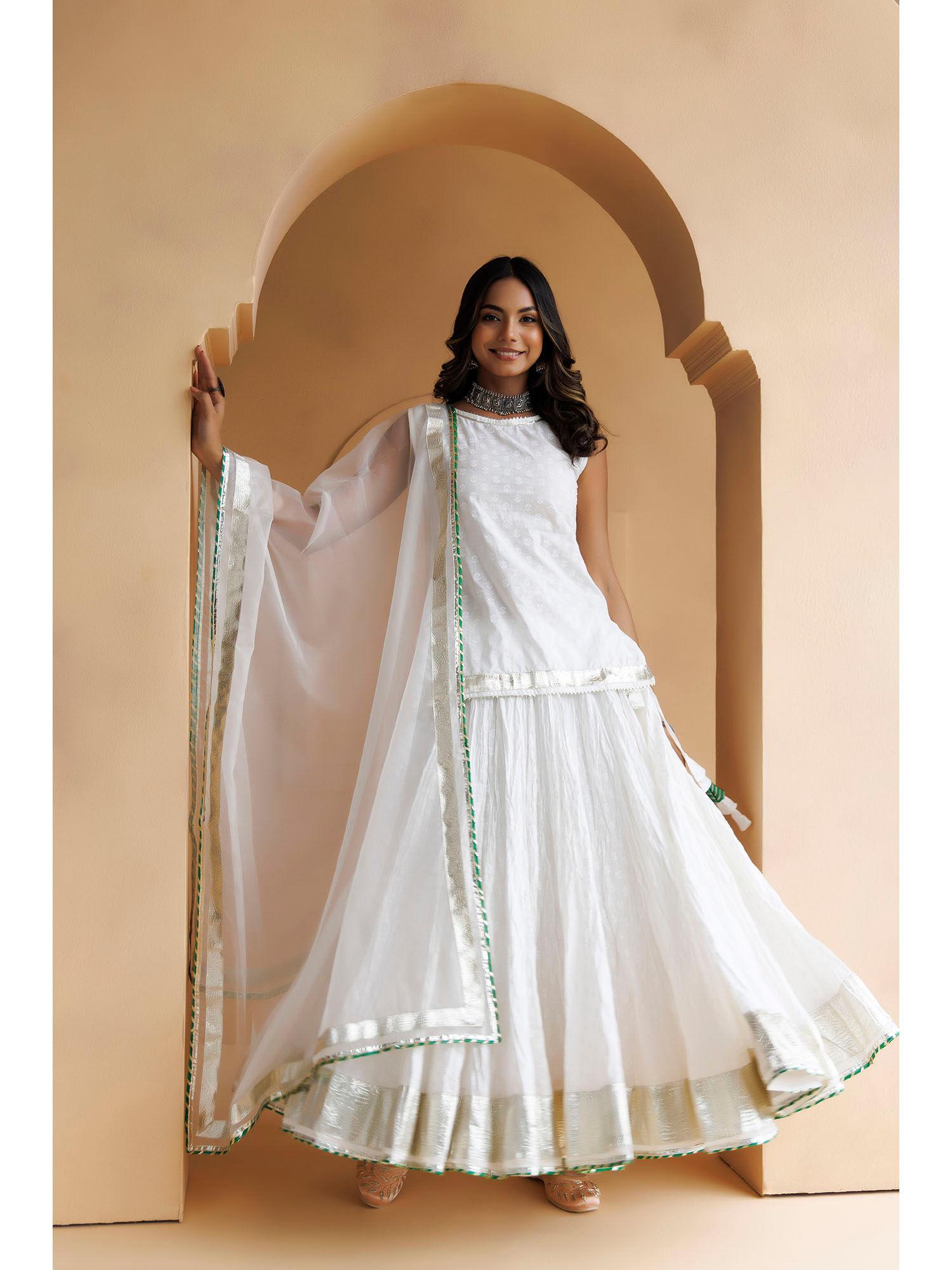 white cotton hand embroidered tunic with skirt and organza dupatta (set of 3)