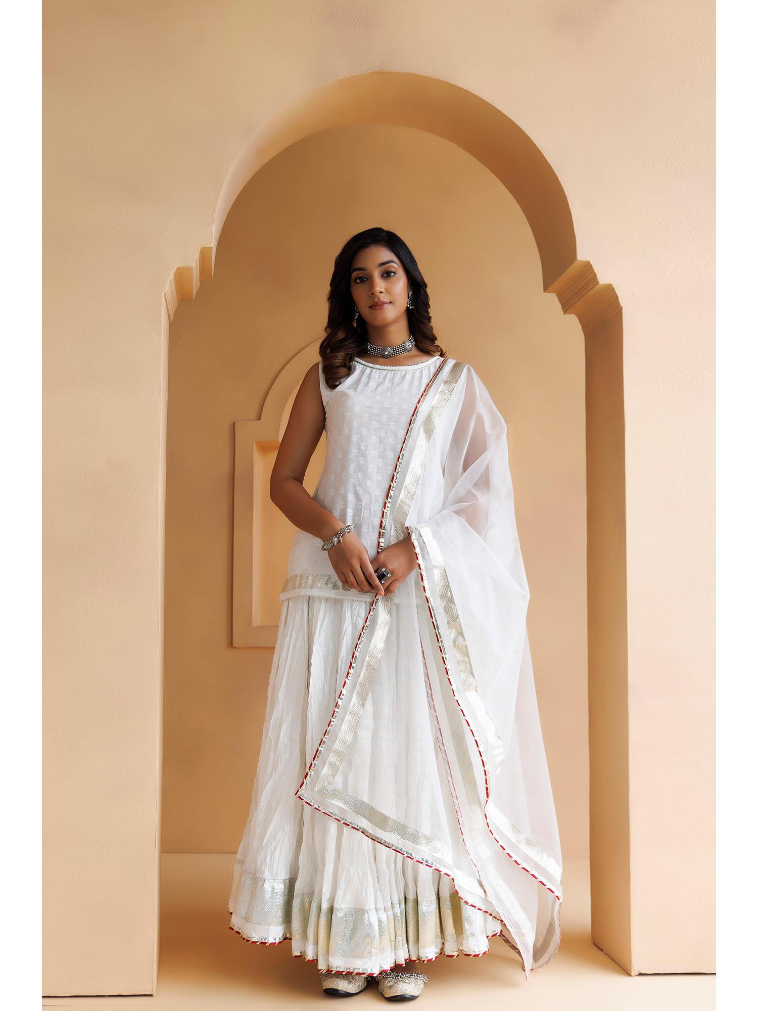 white cotton hand embroidered tunic with skirt and organza dupatta (set of 3)