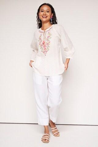 white embroidered casual 3/4th sleeves tie-up neck women regular fit top