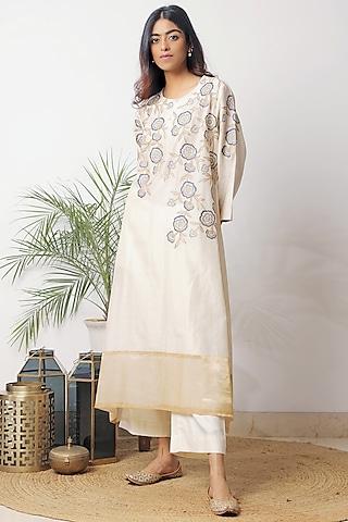 white embroidered kurta set