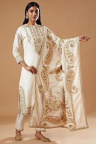 white embroidered kurta set