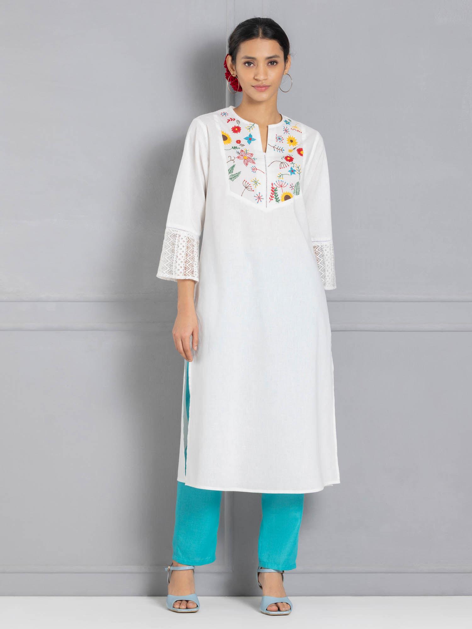 white embroidered three-quarter sleeves ethnic kurta for women