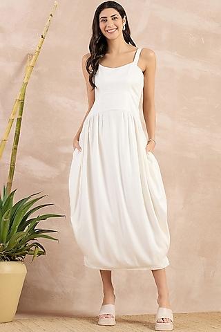 white herringbone pleated sleeveless midi dress