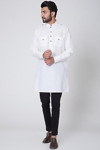 white kurta with patch pockets