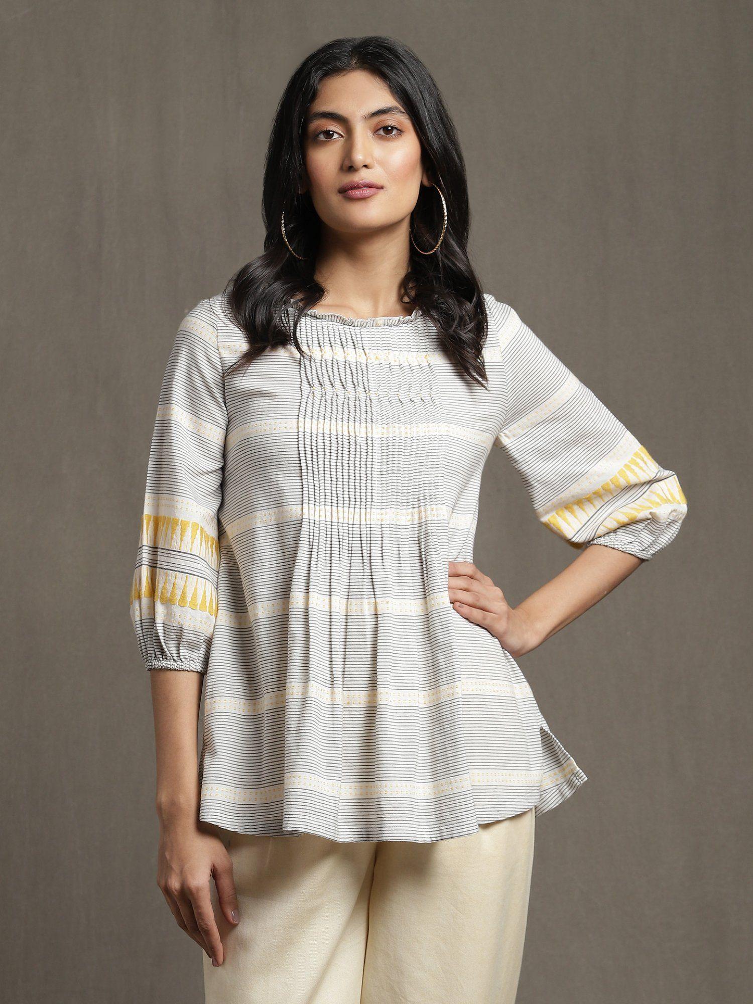 white kurti with pintuck detail