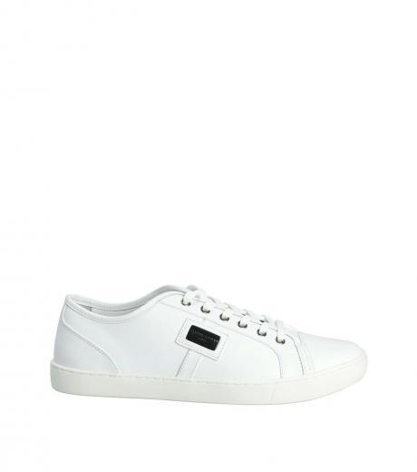 white low top sneakers