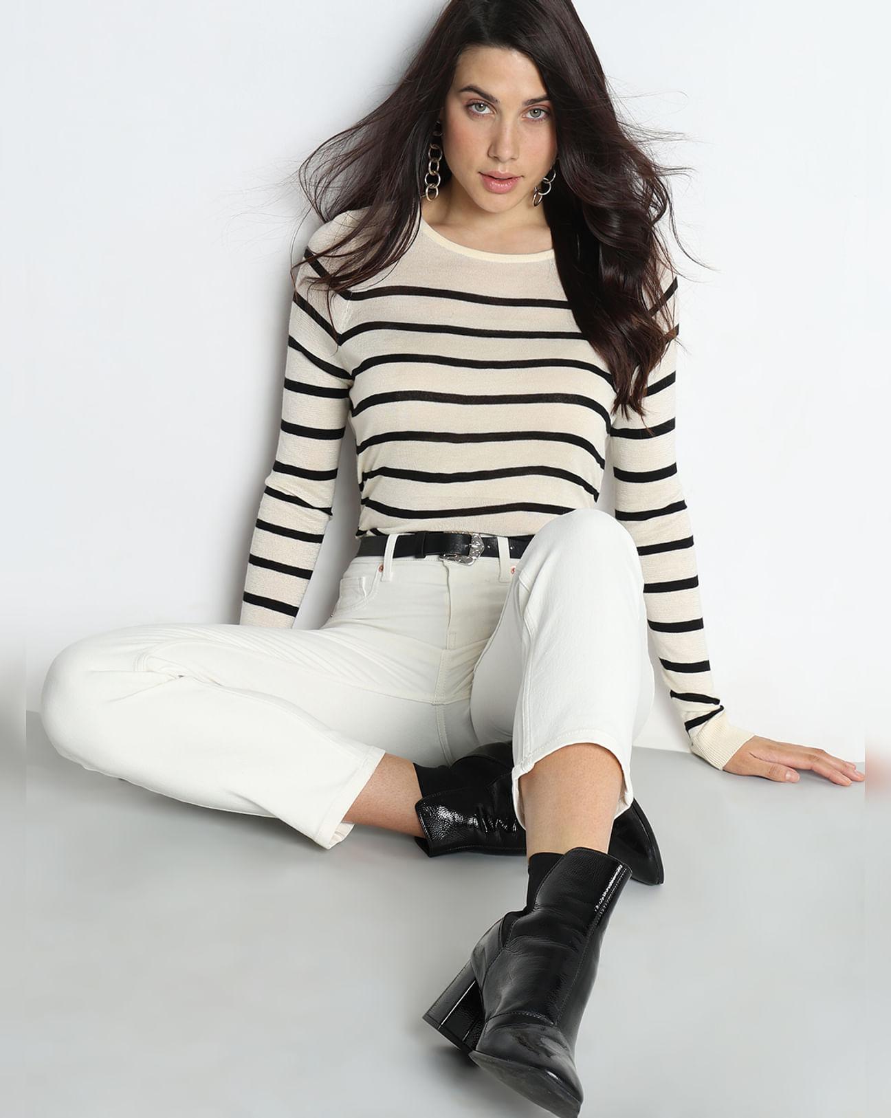 white mid rise straight fit jeans