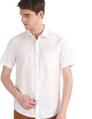 white modern slim fit short sleeve shirt