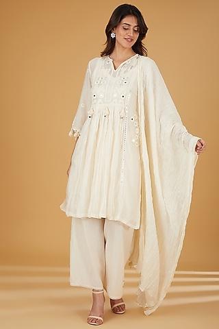white mul chanderi embroidered kurta set
