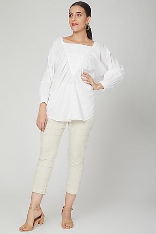 white pleated top with pants
