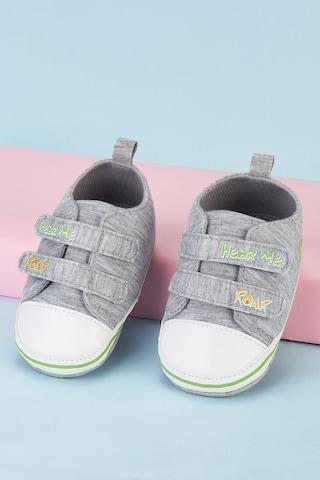 white print casual baby shoes