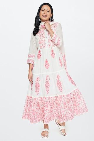 white printed casual round neck 3/4th sleeves ankle-length women flared fit kurta dupatta set