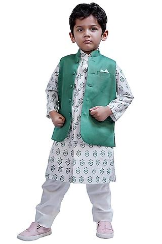 white printed kurta set with bundi jacket for boys