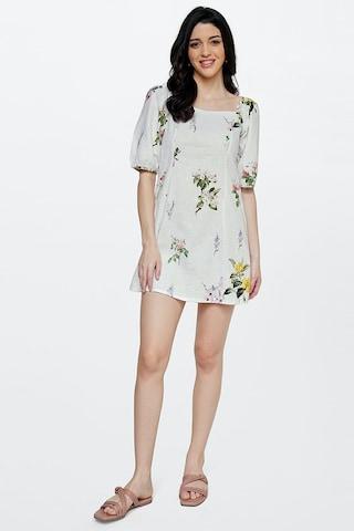 white printed square neck casual thigh-length short sleeves women regular fit dress