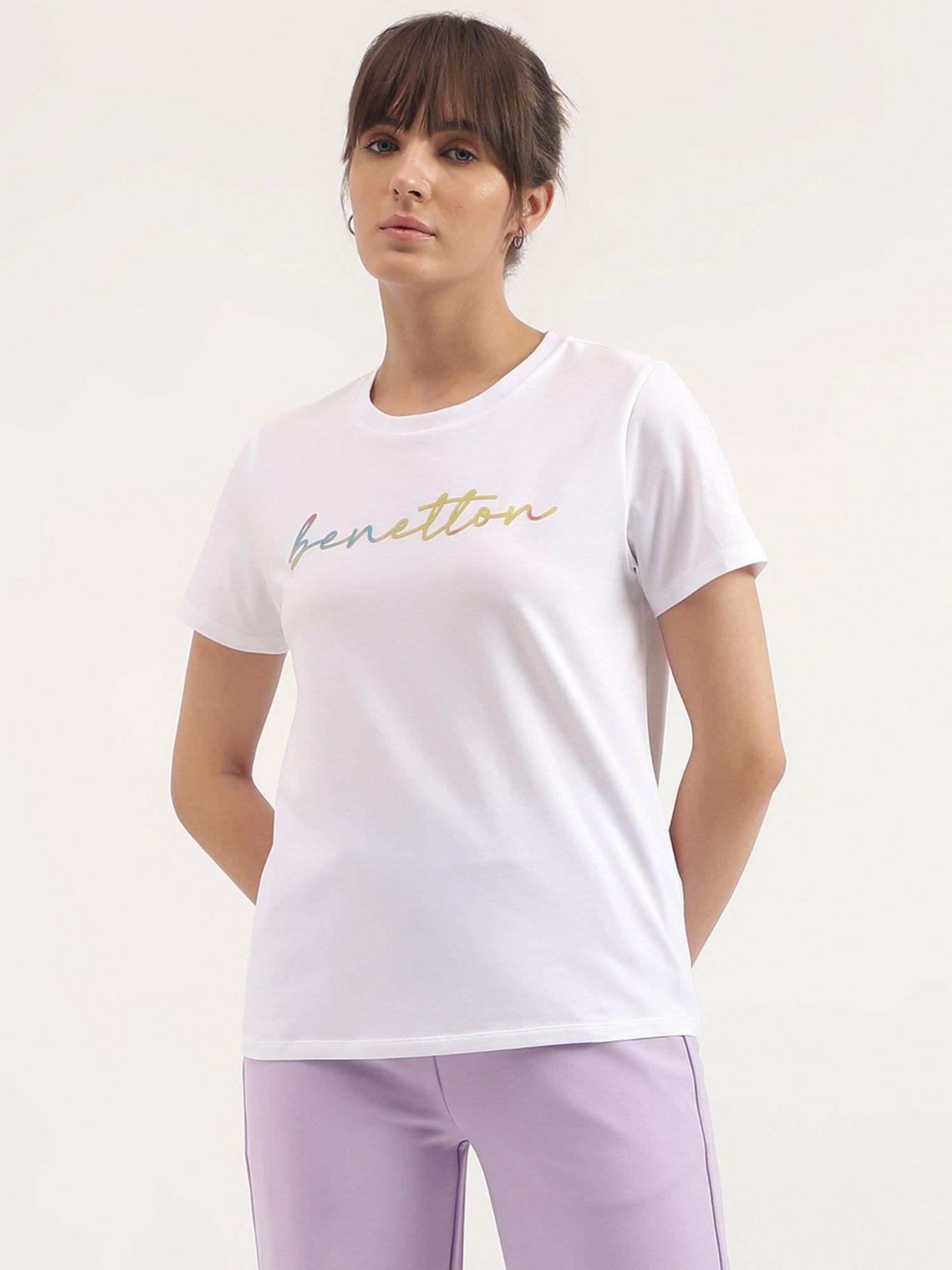 white round neck solid t-shirt