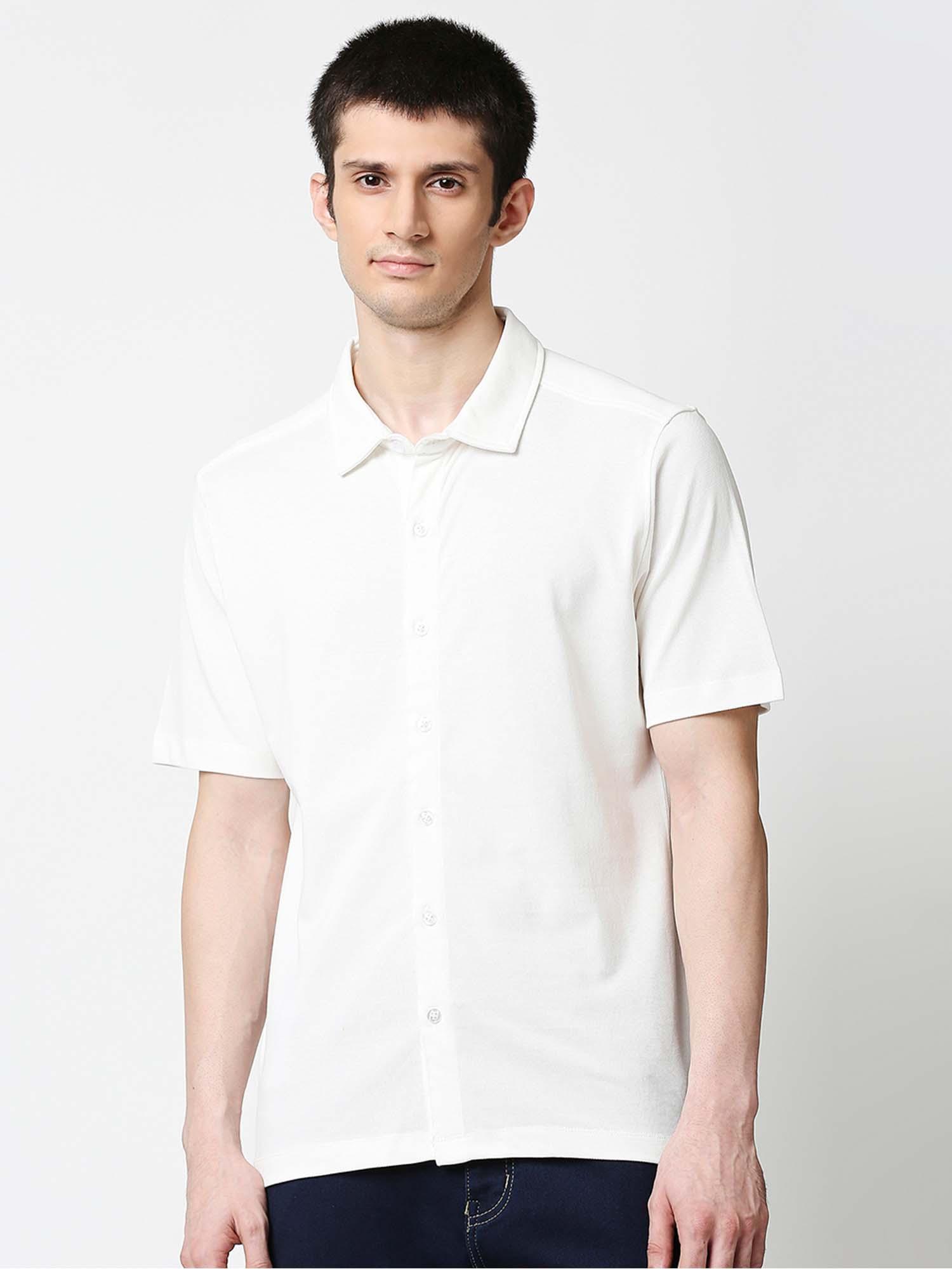 white solid casual shirt