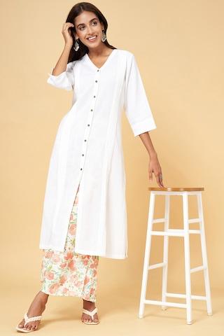 white solid casual v neck 3/4th sleeves calf-length women regular fit kurta