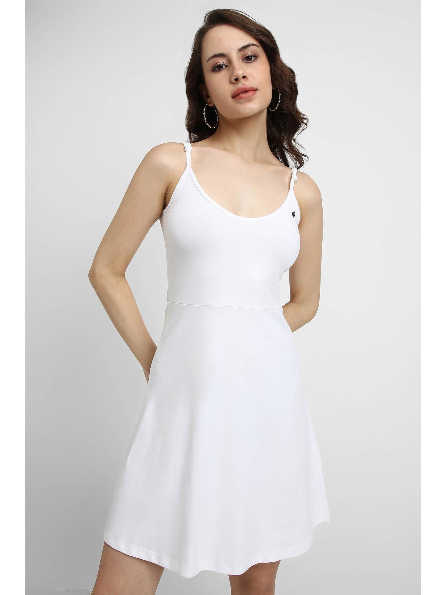 white solid dresses