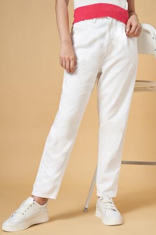 white solid full length  casual women slouchy fit  jeans