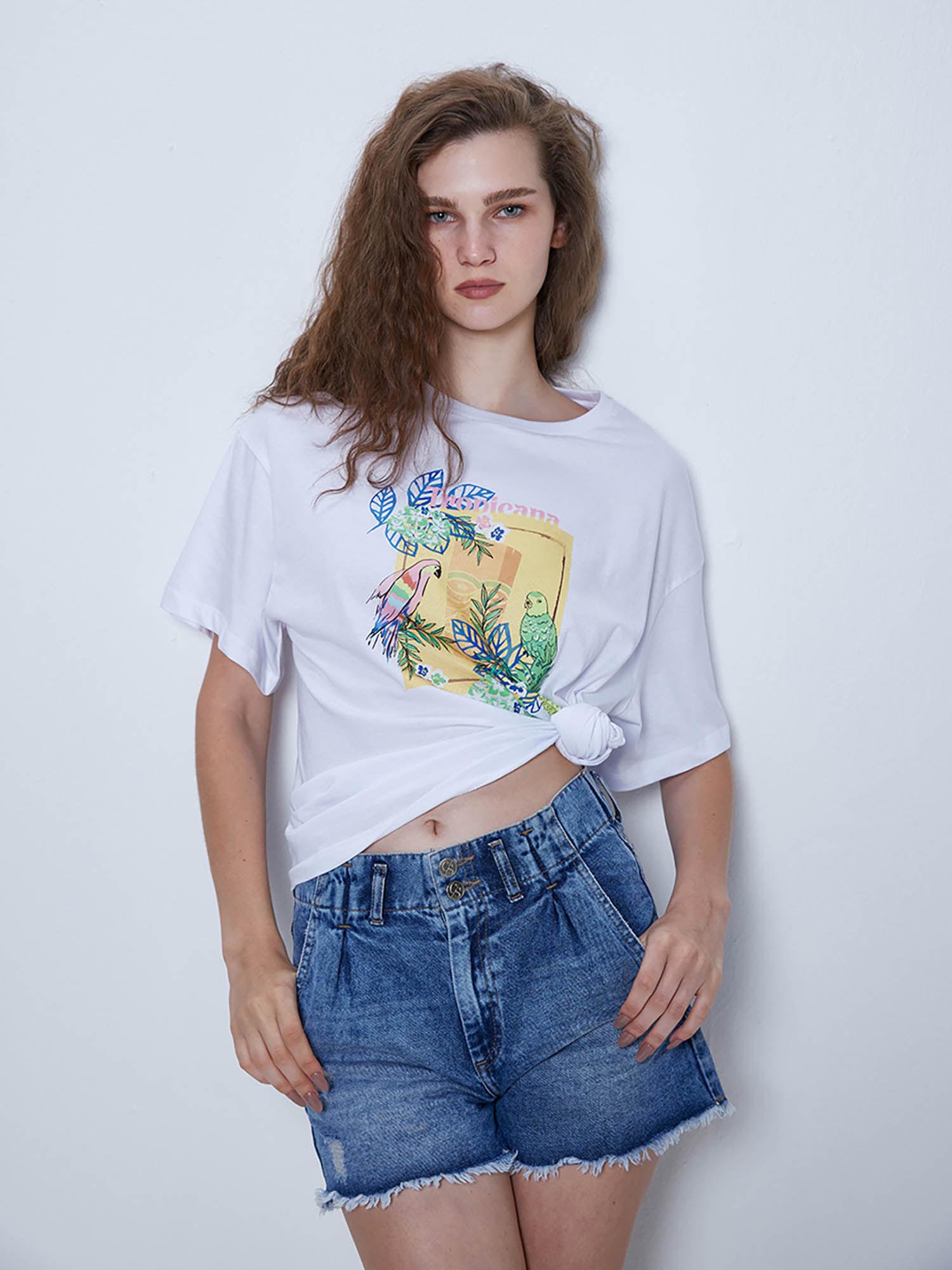 white tropical printed t-shirt