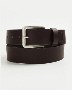 wide belt with buckle closure